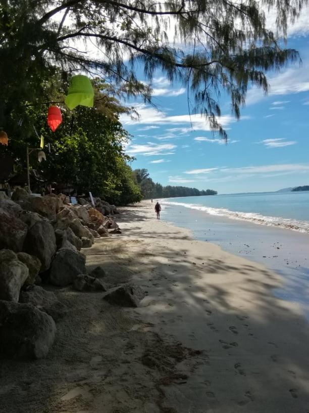 Andaman Beach Resort Koh Jum Exterior foto