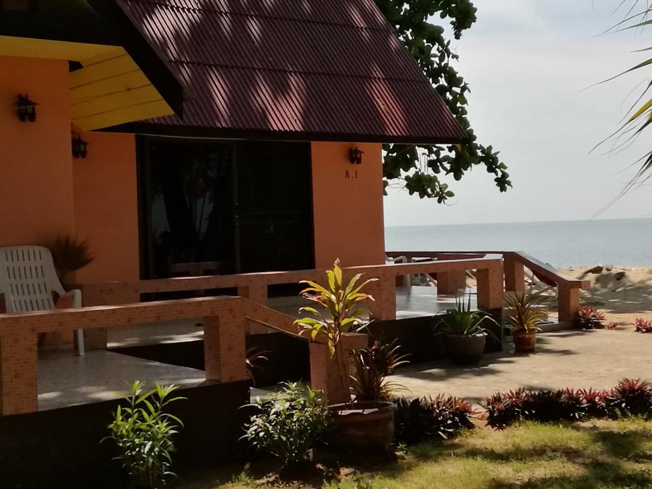 Andaman Beach Resort Koh Jum Exterior foto