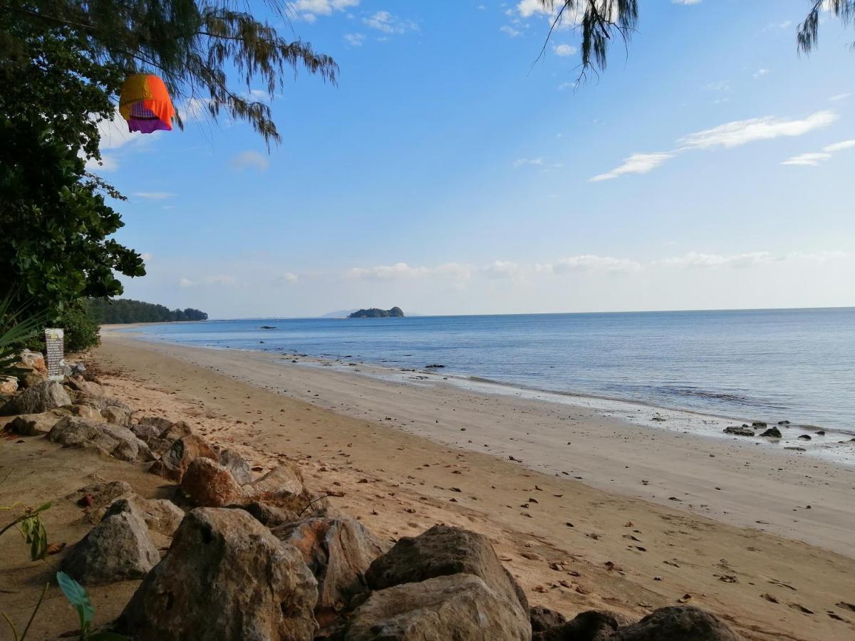 Andaman Beach Resort Koh Jum Exterior foto